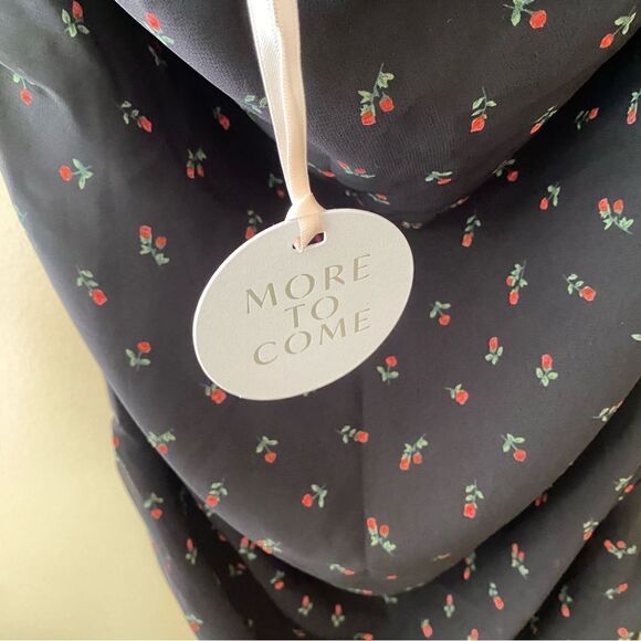 More To Come Revolve Emily Dress off shoulder black rose print mini XS - Picture 7 of 10